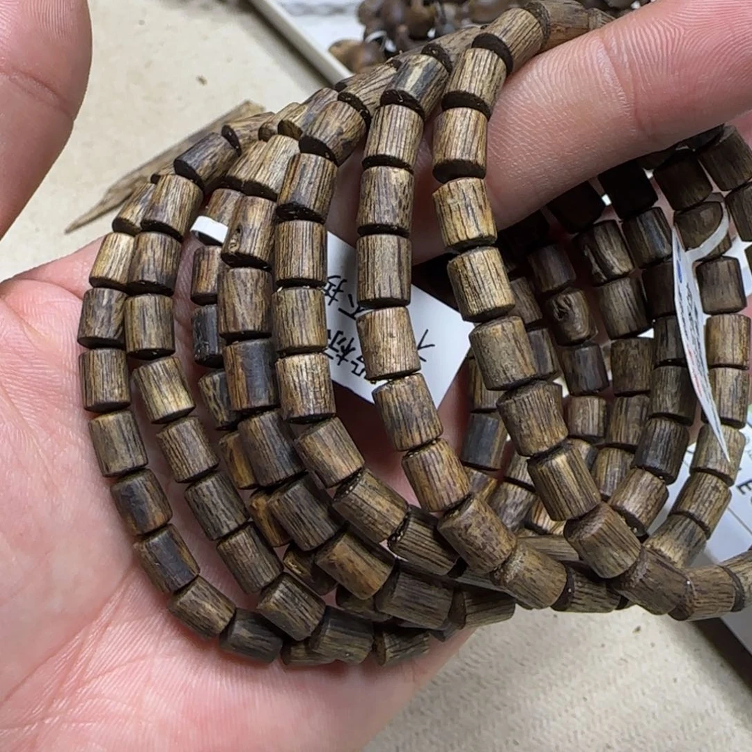 沉香沉香碎屑奇楠沉香桶珠单圈3g多样性发一条