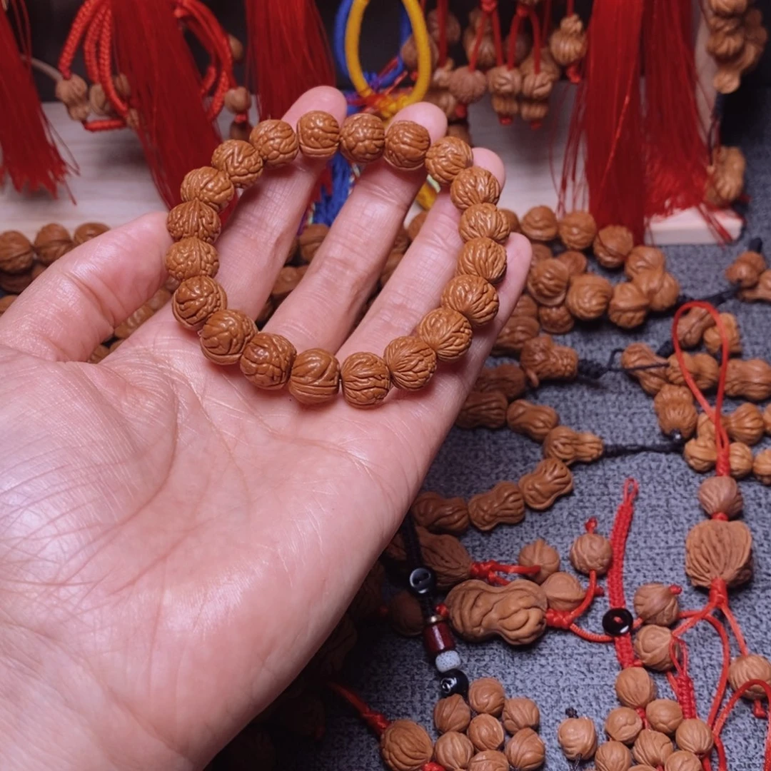 吊坠桃核桃枭手串