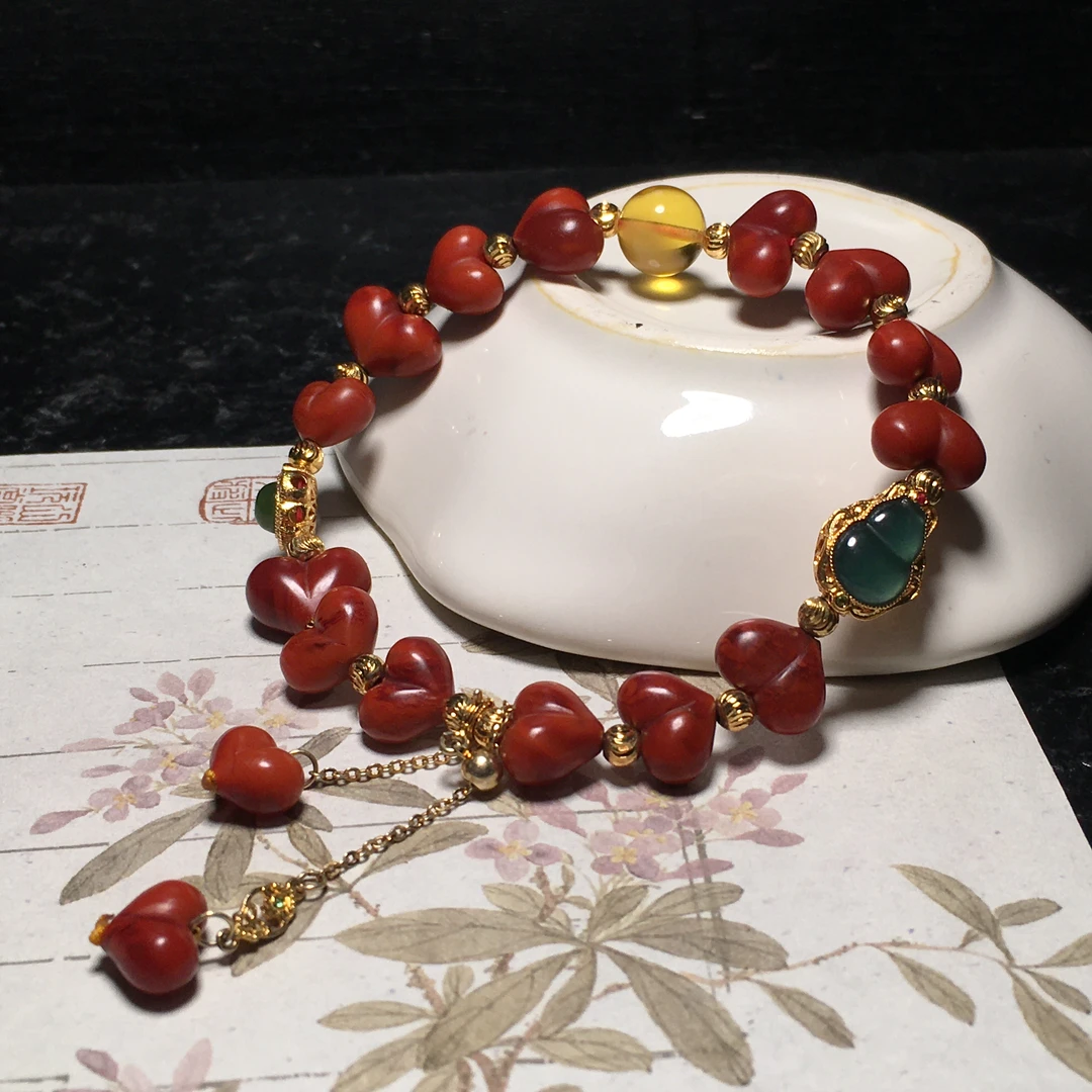 【朱锦南红】天然瓦西南红玛瑙爱心屁桃DIY手链时尚小众11-13mm21g