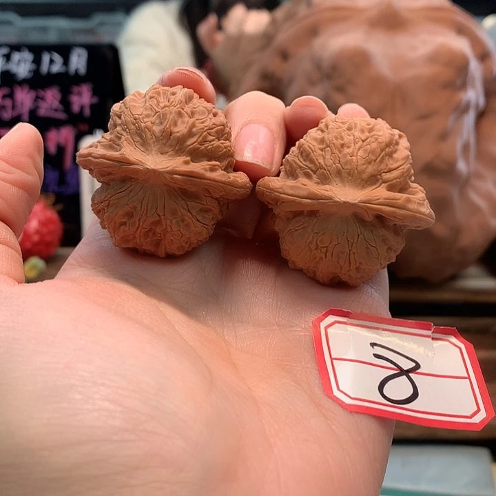 吊坠桃核41尺全品血麒麟