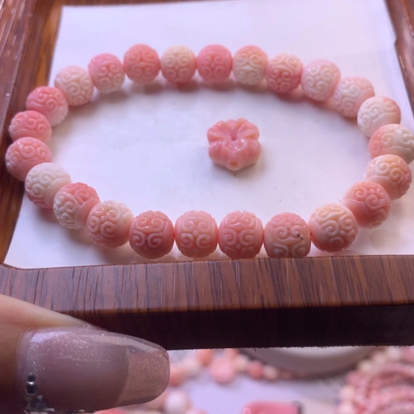 【闪购商品】查罗石颈饰合金福利