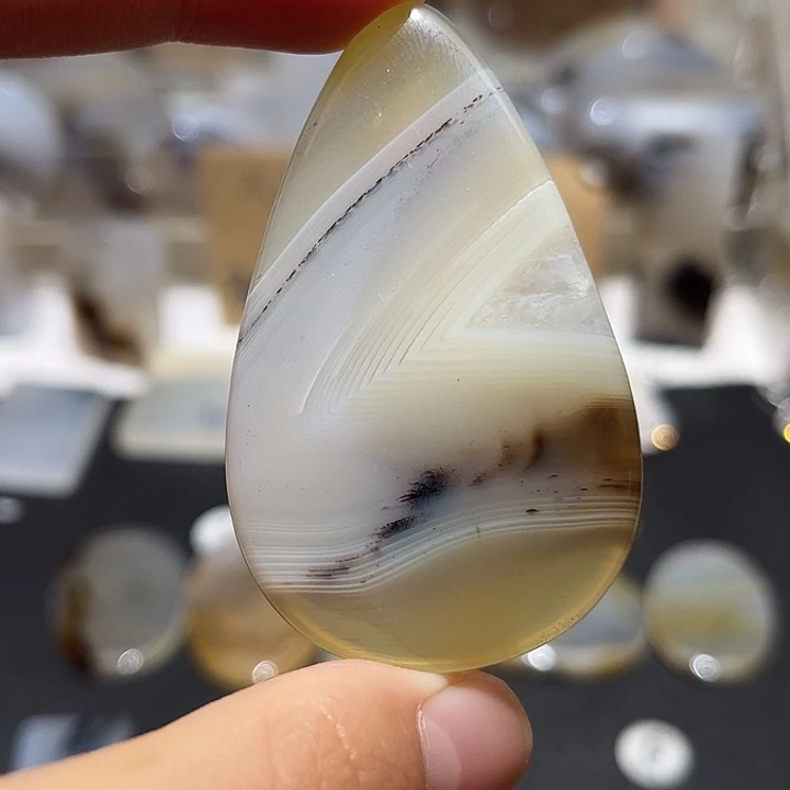 未镶嵌车挂玛瑙/玉髓