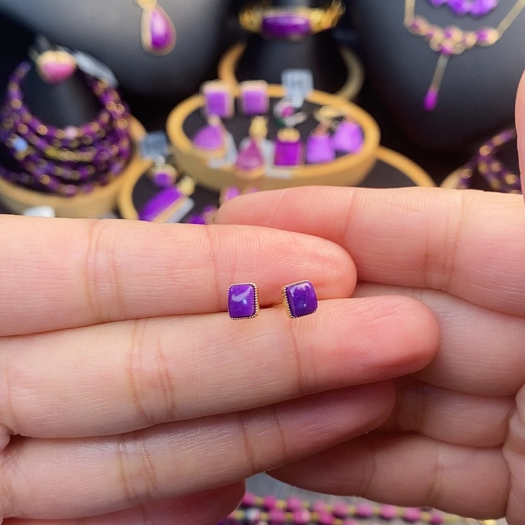 苏纪石（舒俱来）18K金镶嵌耳饰