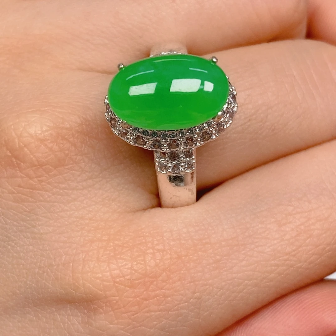 翡翠戒指未镶嵌翡翠