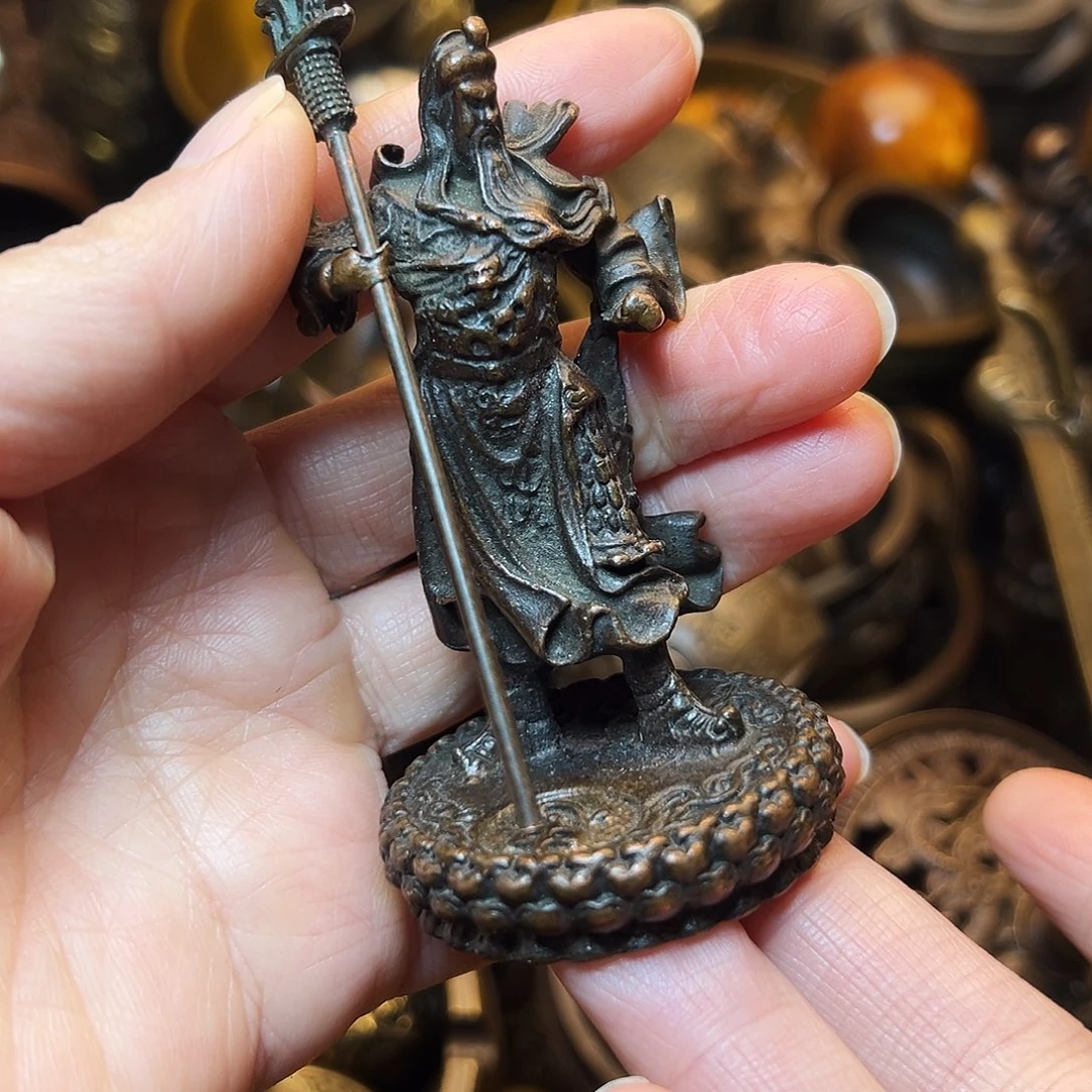 精美铜器工艺品等