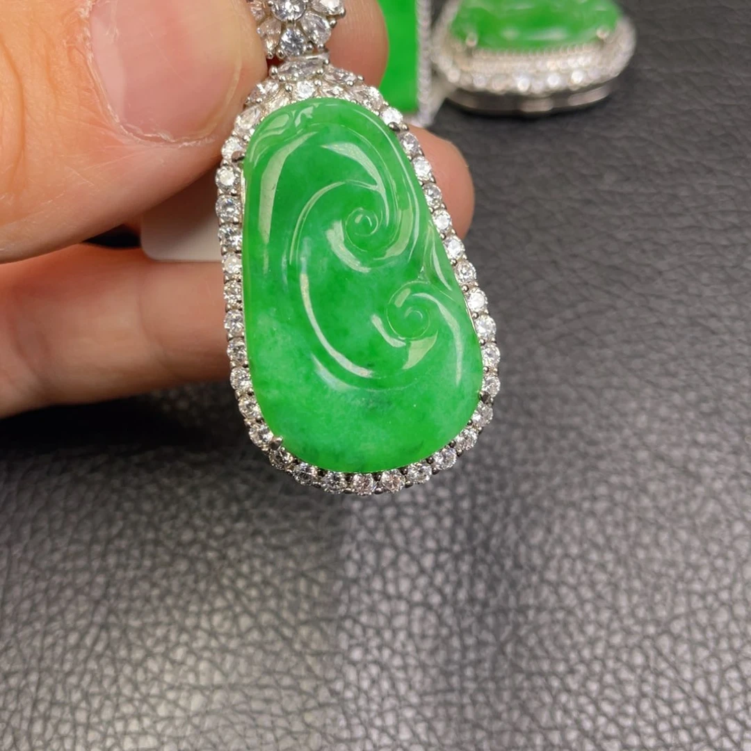 翡翠吊坠(不含链)银S925镶嵌吊坠