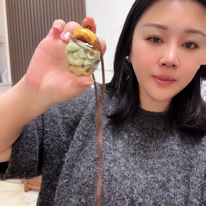 蛇纹石玉合金颈饰