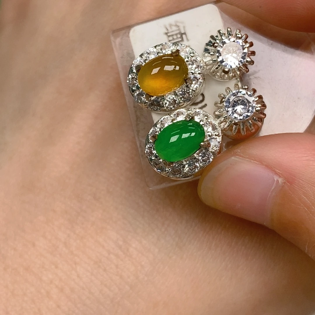 翡翠戒指未镶嵌翡翠