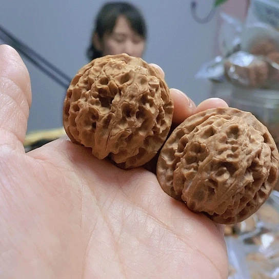 【闪购商品】把件文玩核桃41苹果油