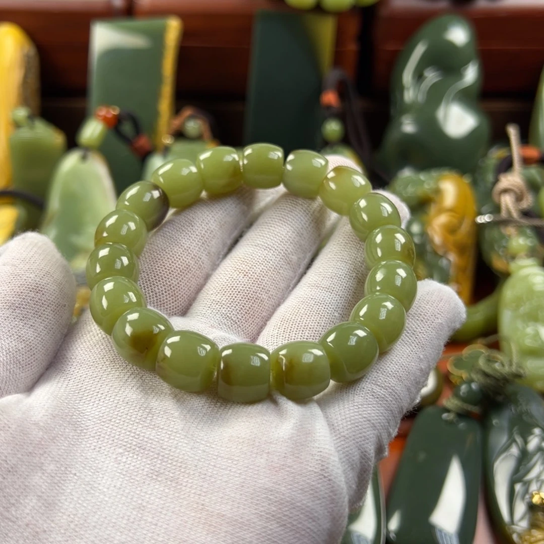 岫岩老玉（透闪石质玉）手链未镶嵌