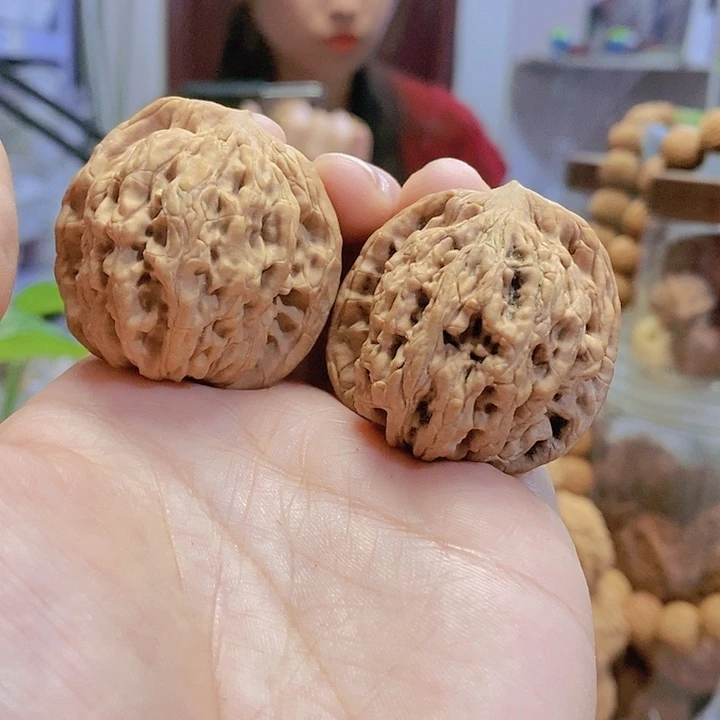 【闪购商品】文玩核桃把件40虎头