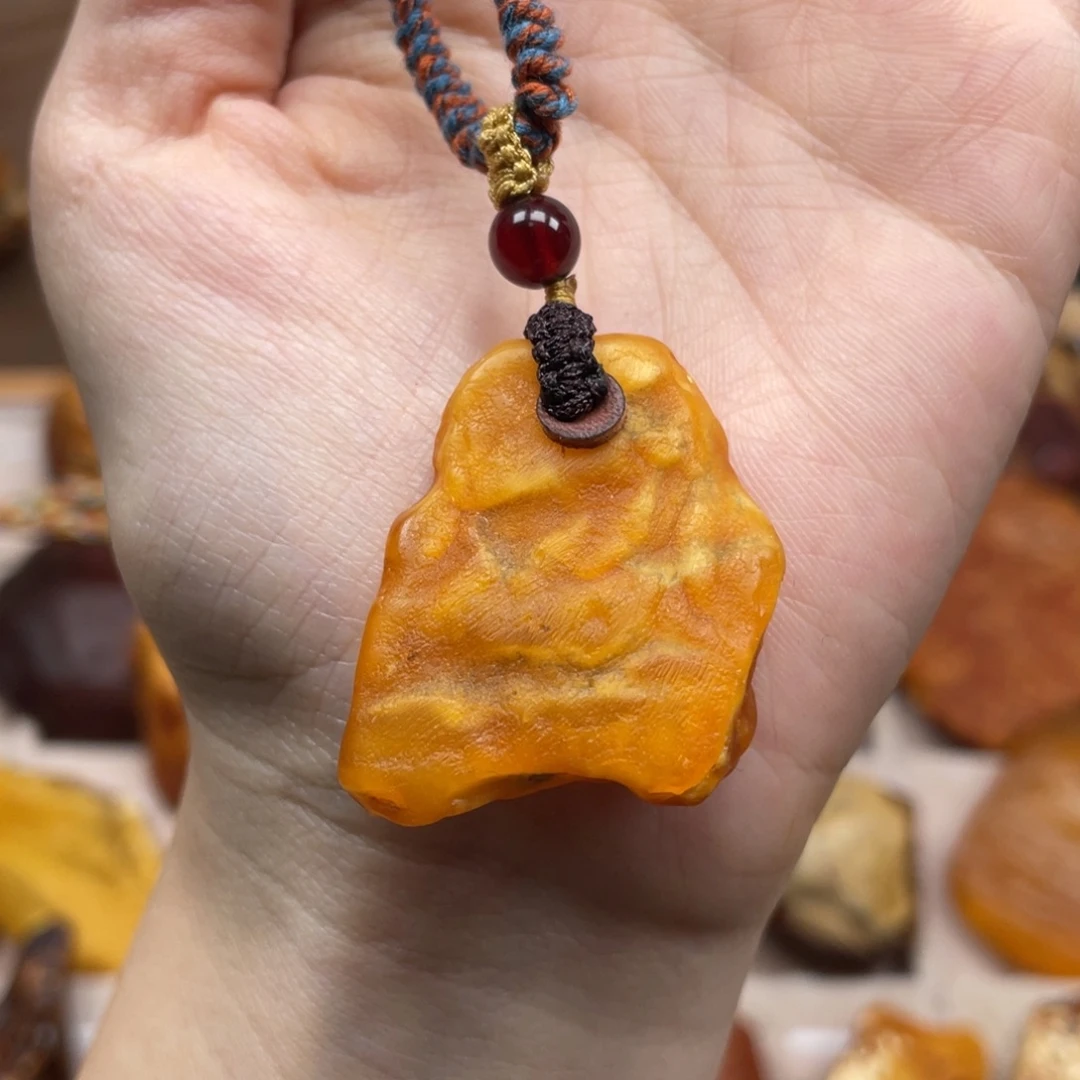 琥珀未镶嵌珠宝奇石