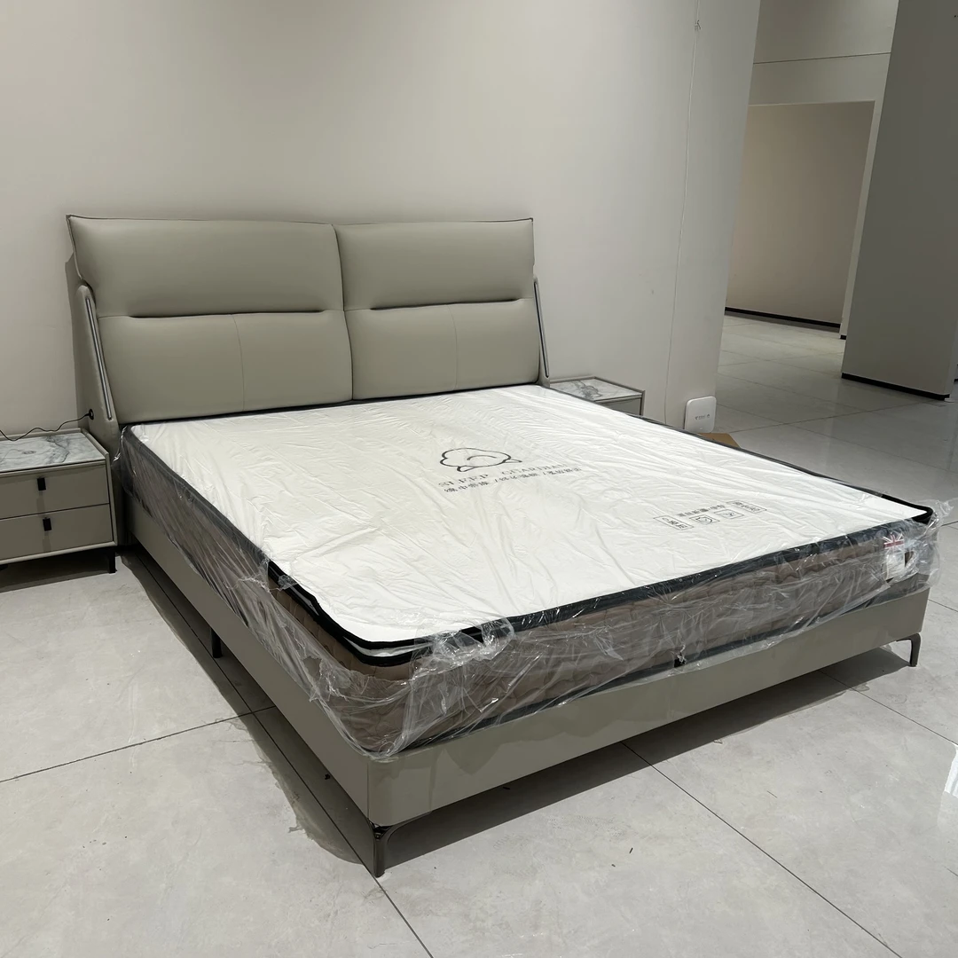 919简约设计头层牛皮主卧大床真皮双人床婚床软包床儿童床带灯