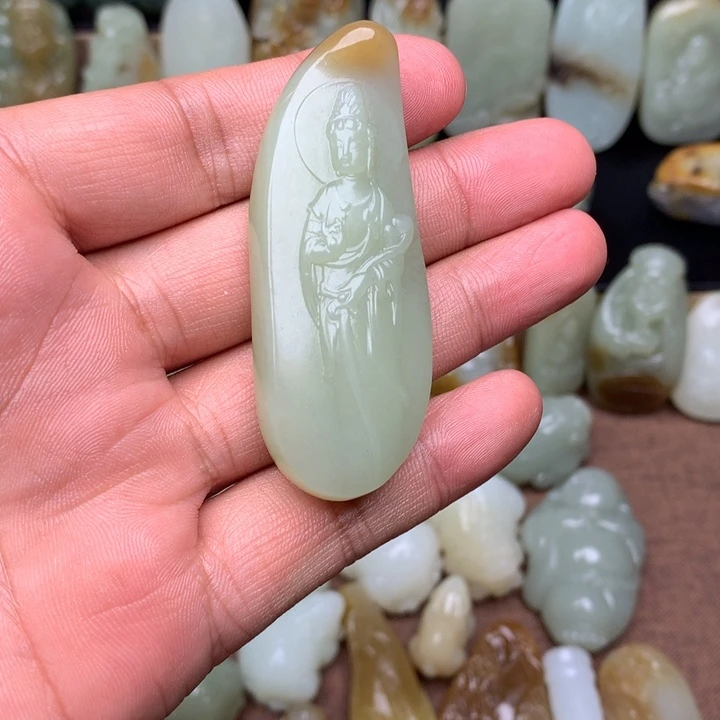 和田玉（糖玉）未镶嵌颈饰