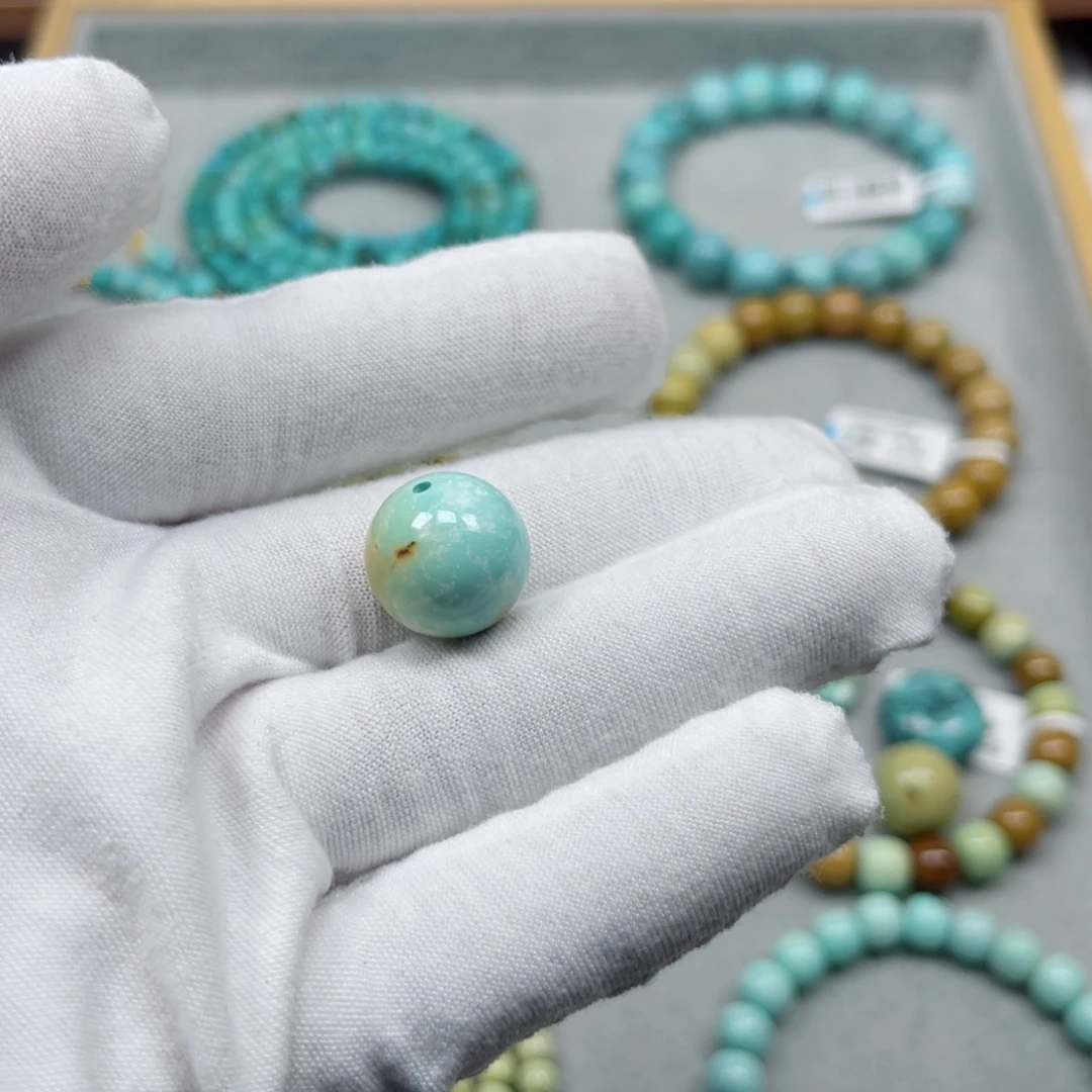 绿松石未镶嵌挂件