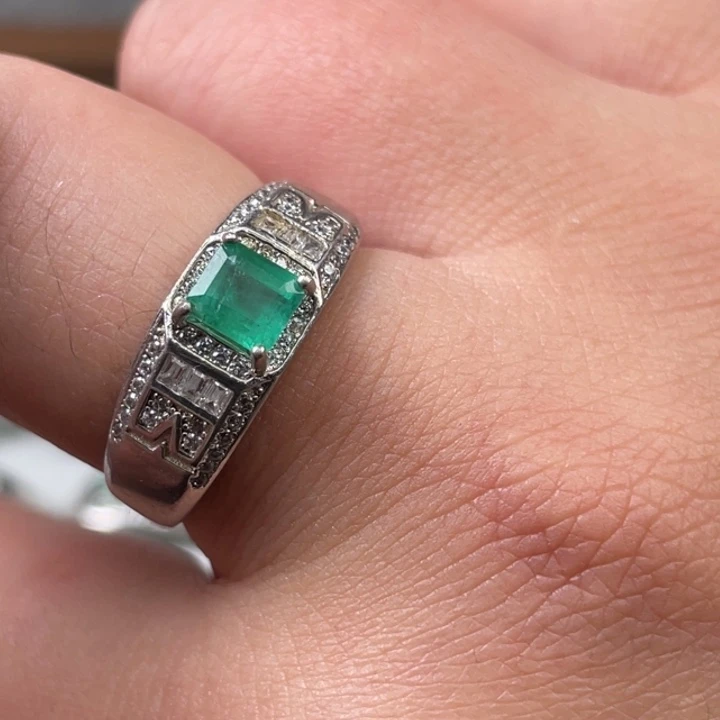 祖母绿裸石天然祖母绿