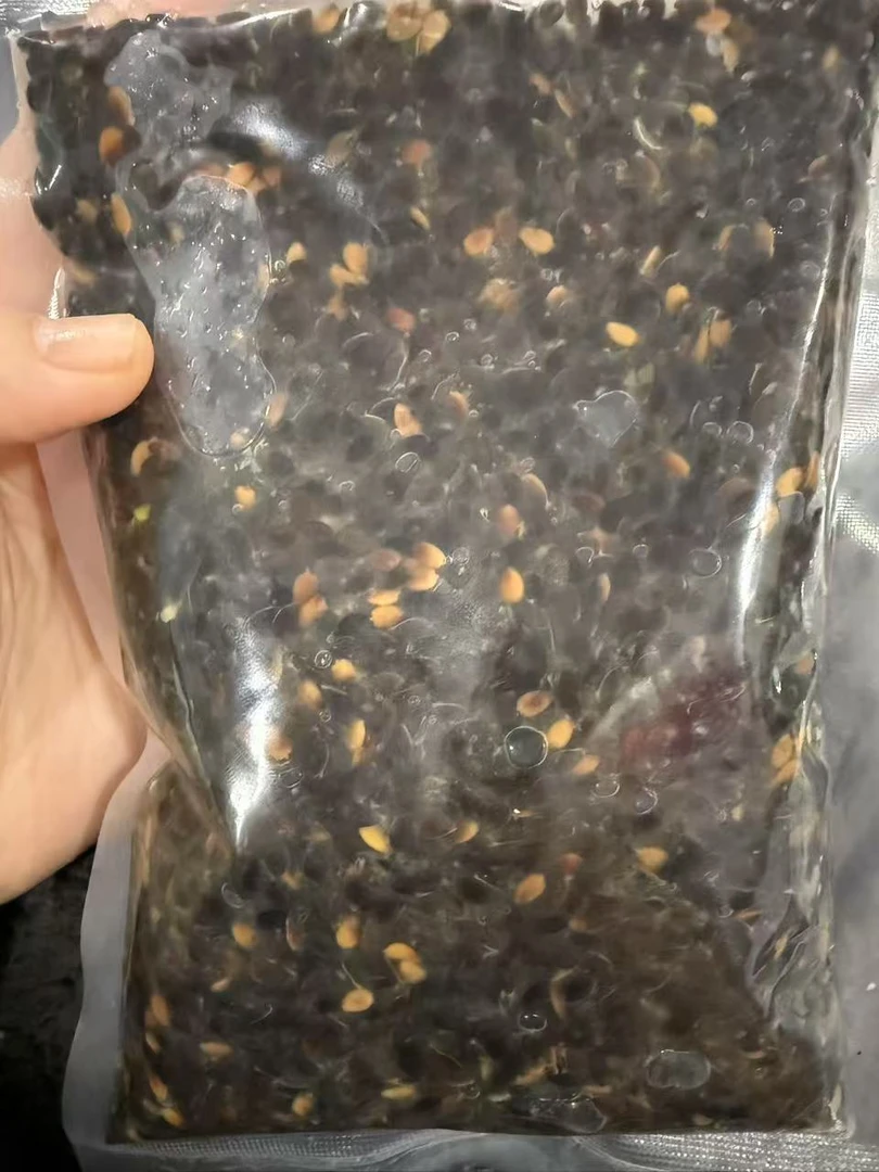有白籽嫩果衣嫩籽（甜口收到胀袋或有味正常 洗下再吃、不接受勿拍）