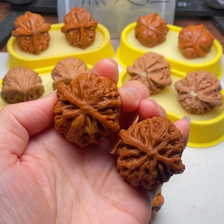 吊坠文玩核桃39苹果园