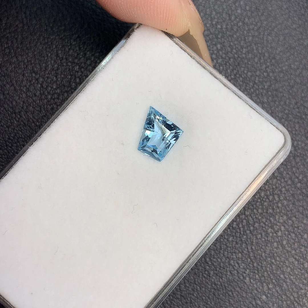 海蓝宝石裸石未镶嵌天然圣玛利亚海蓝宝裸石1.25ct