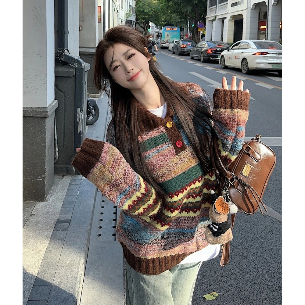 【30120】彩色条纹翻领毛衣女冬季加厚设计感长袖减龄针织套头上衣