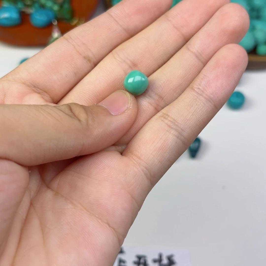 绿松石未镶嵌绿松石