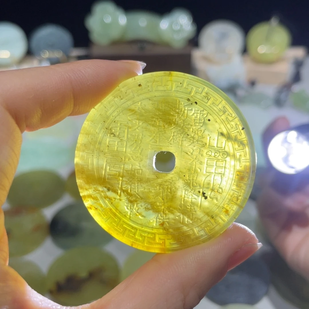 岫玉未镶嵌颈饰11