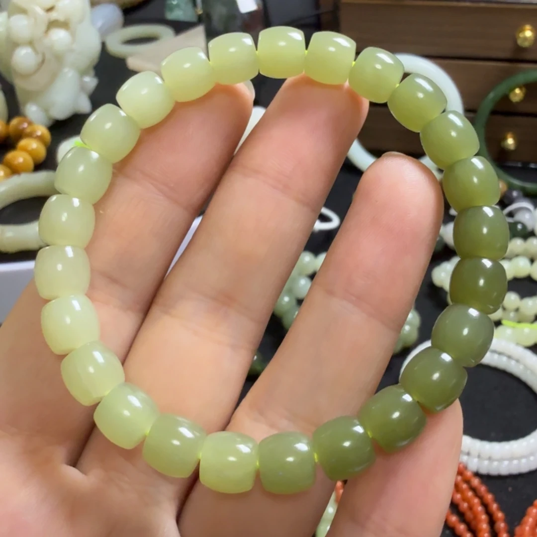 和田玉未镶嵌手串