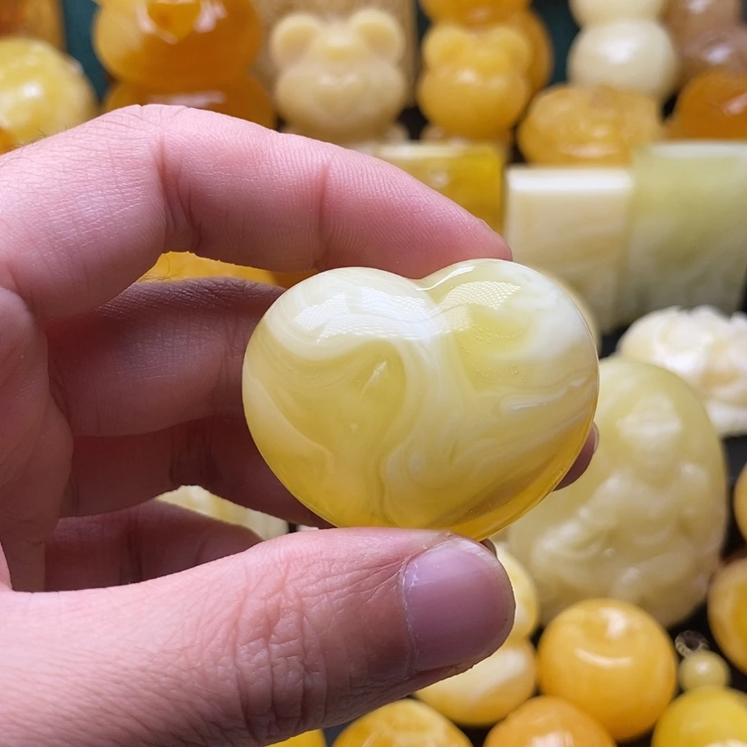 琥珀颈饰未镶嵌琥珀蜜蜡吊坠