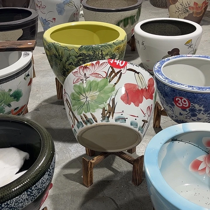 门***景德镇陶瓷鱼缸艺术