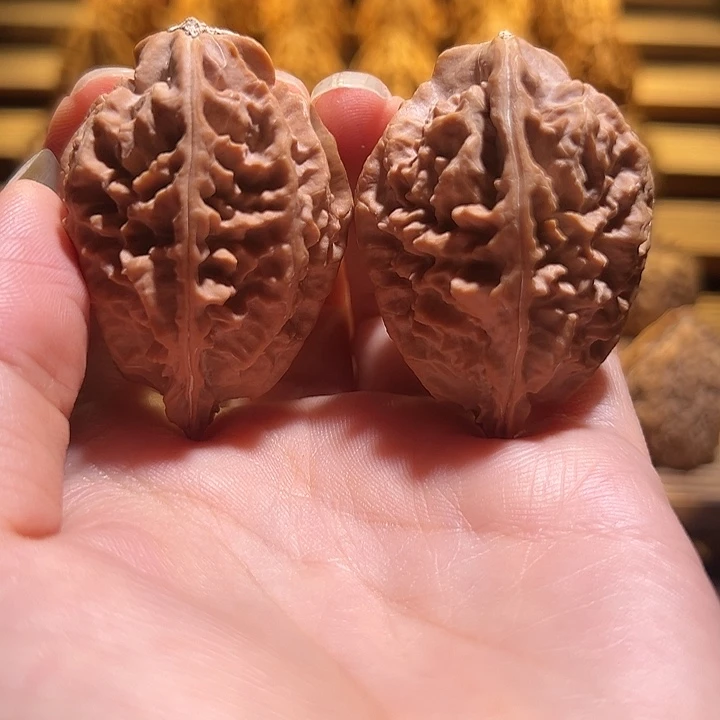 文玩核桃吊坠穿云箭