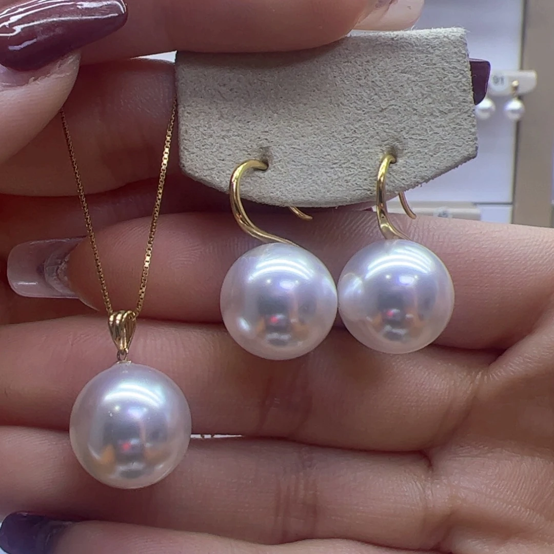 淡水珍珠吊坠(赠链)18K金镶嵌