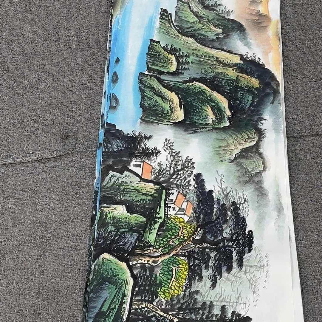 国画国画作品多次入选国内外展出