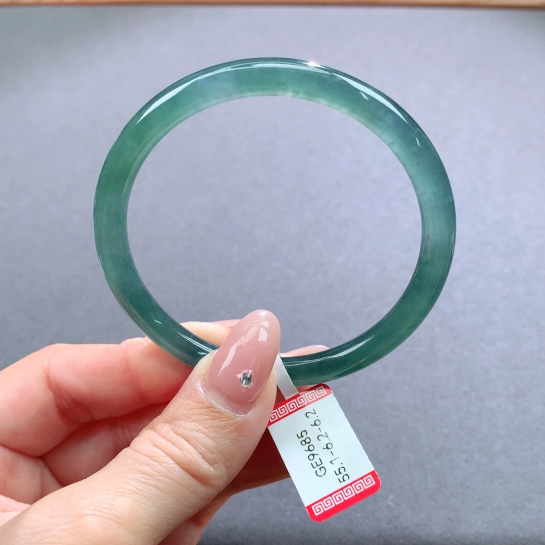 翡翠手镯未镶嵌天然翡翠手镯叮当镯