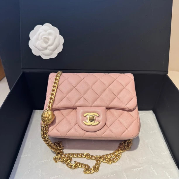 全新未使用 Chanel/香奈儿 23s 粉金山茶花方胖子 芯片款斜挎包