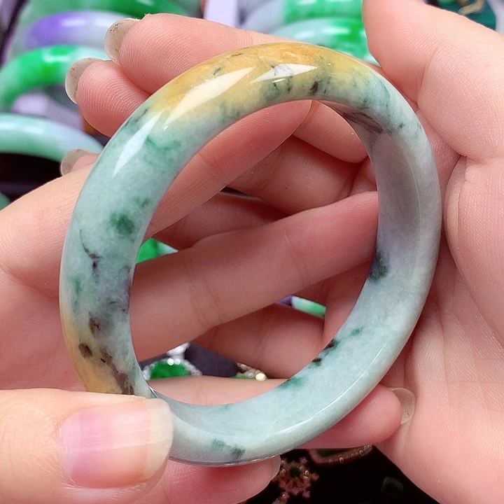 翡翠未镶嵌手镯翡翠