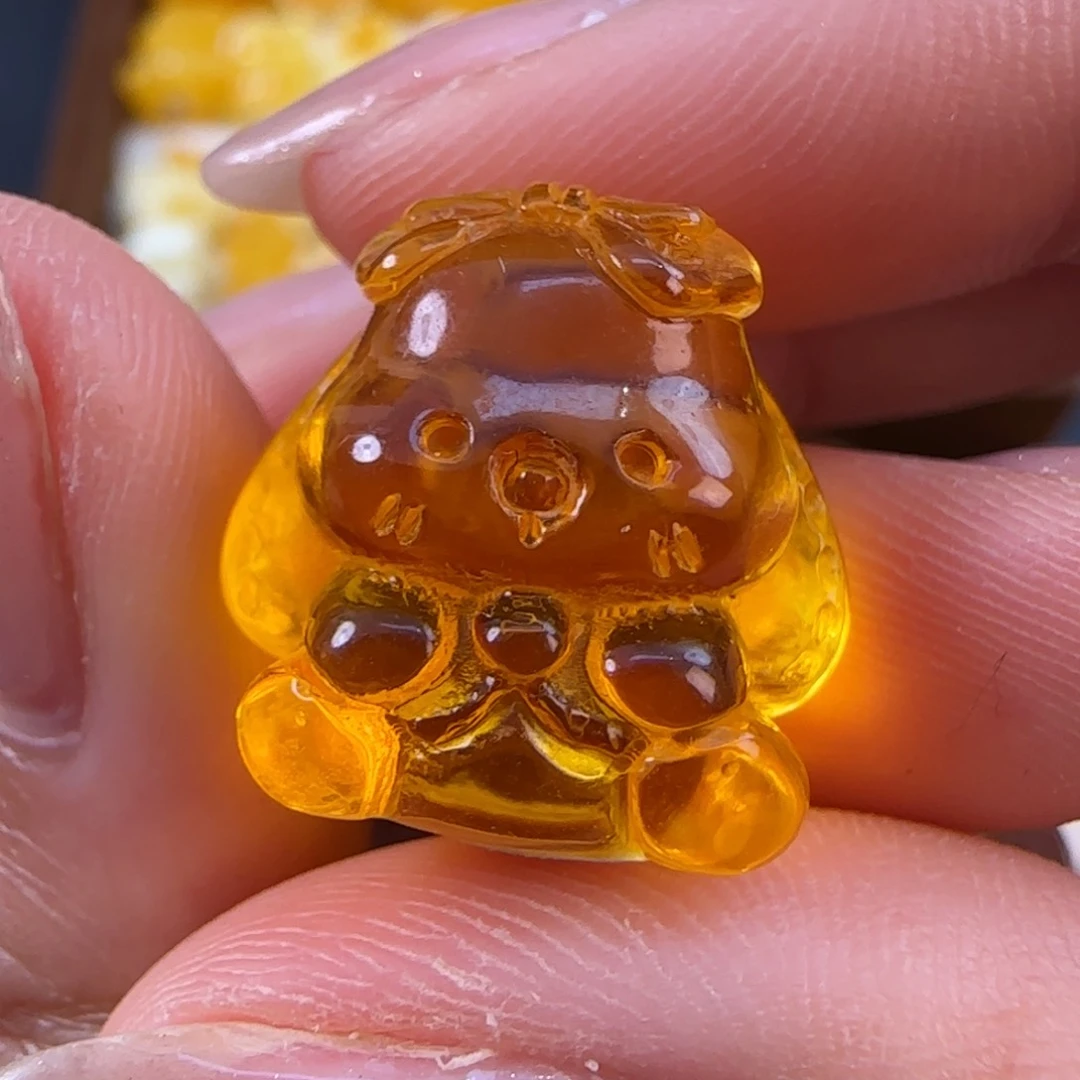 琥珀未镶嵌珠宝奇石