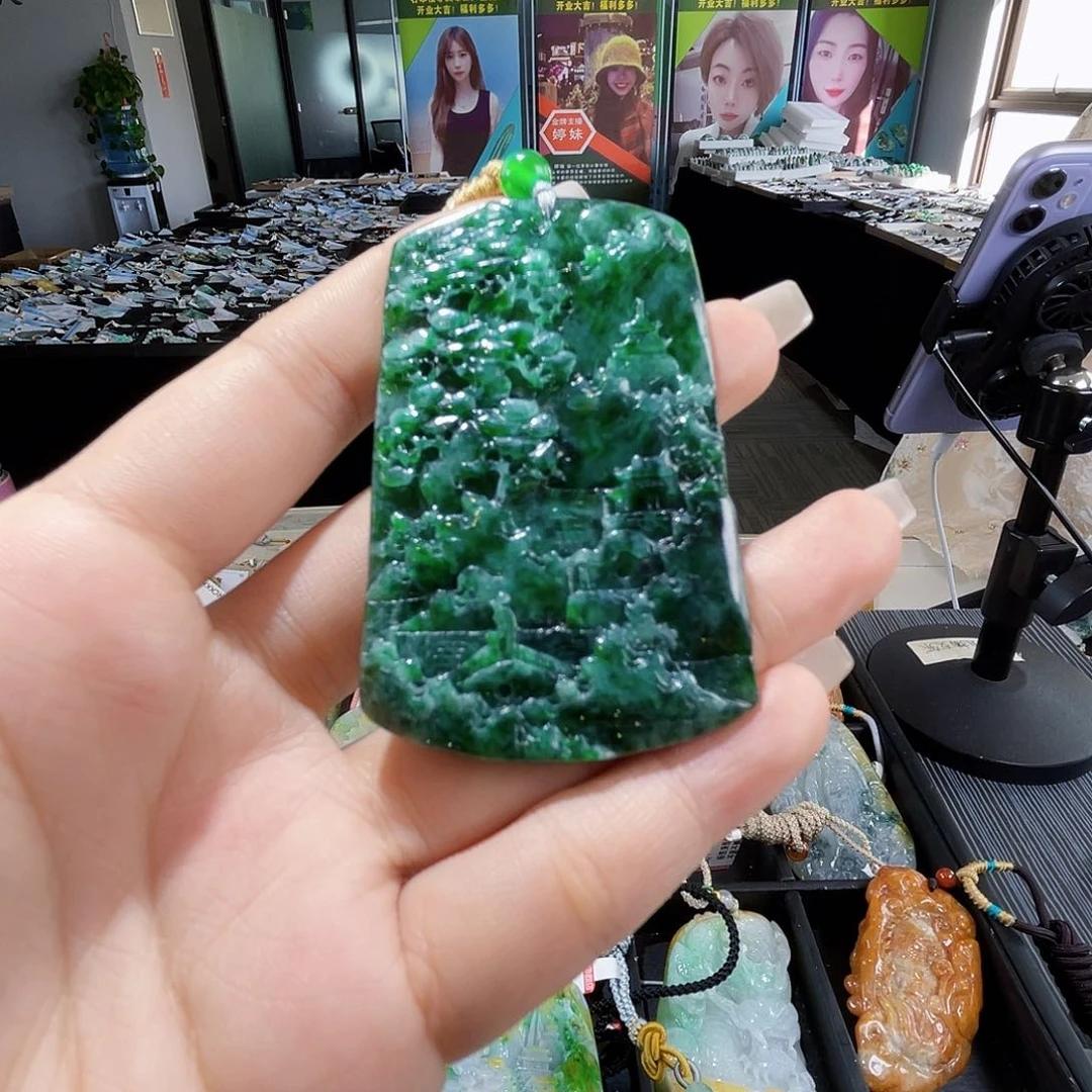 颈饰未镶嵌翡翠一