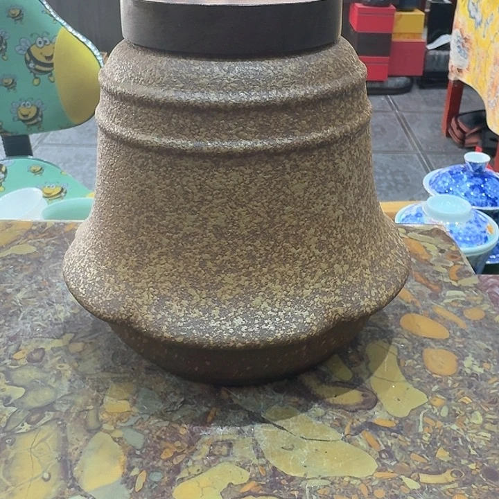 陶烧茶罐一个,瓷。。。