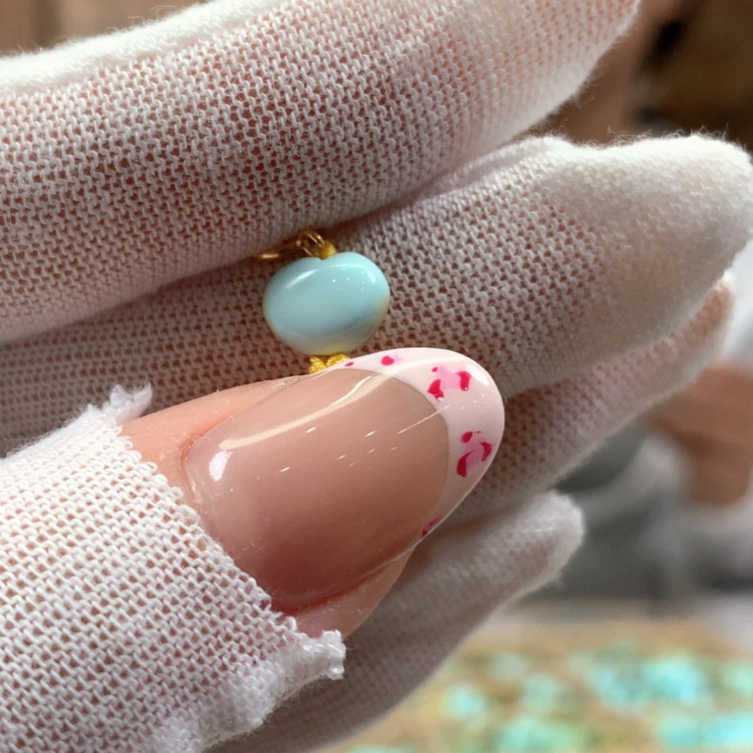 绿松石未镶嵌挂件