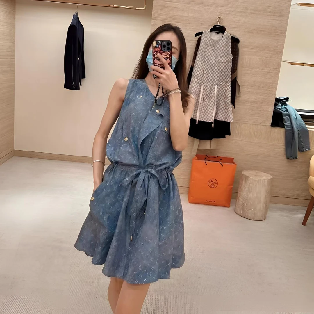 未使用 LouisVuitton/路易威登 250972/36码/老花满印无袖连衣裙
