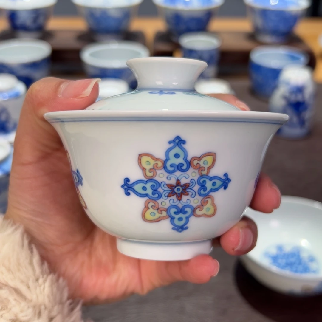 纯手工手绘的盖碗