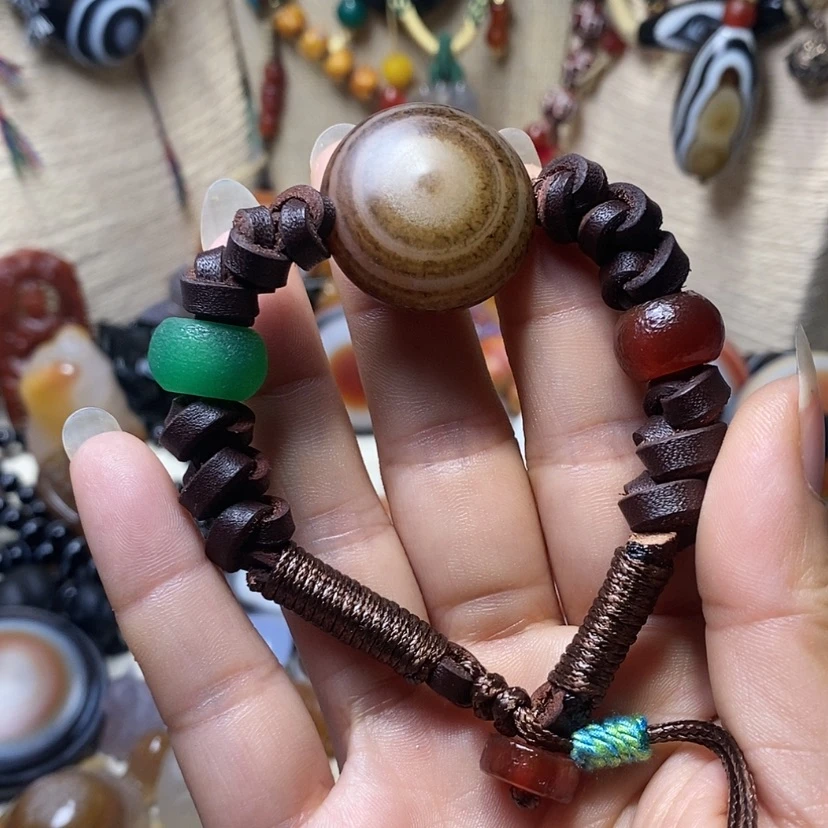 【闪购商品】玛瑙/玉髓手链未镶嵌一**光