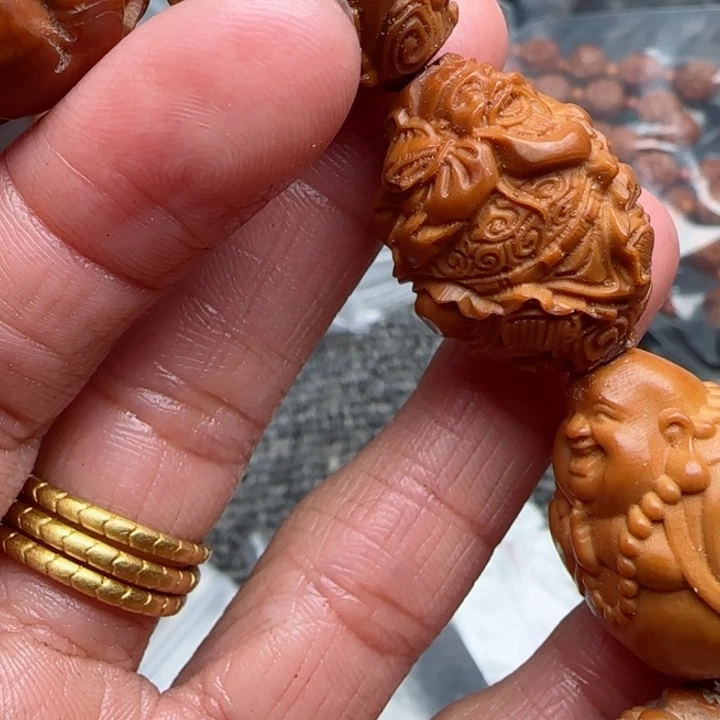 橄榄核手串闻****9橄榄油等成分组成了