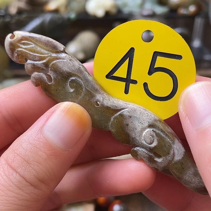 和田玉（糖玉）未镶嵌颈饰