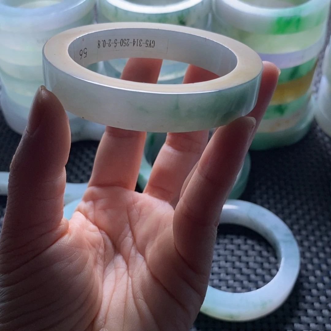 定制翡翠手镯未镶嵌一*