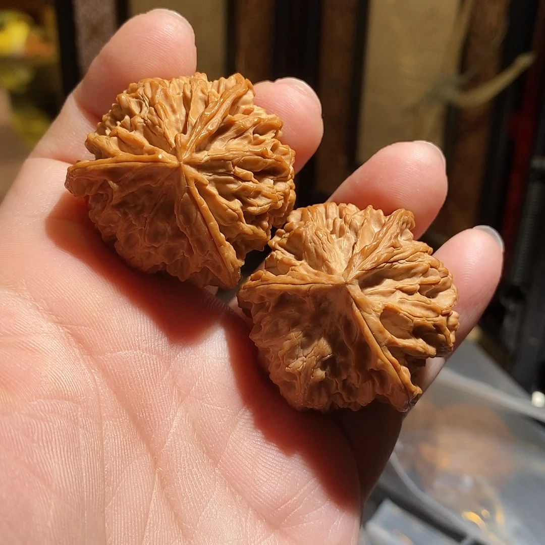 文玩核桃把件淼*42苹果圆三棱全品