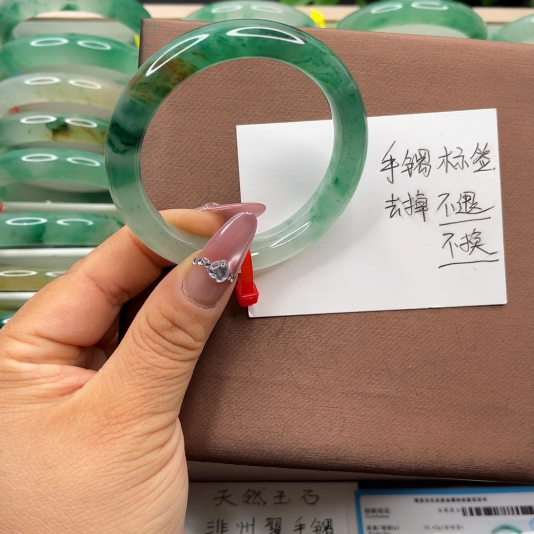 石英质玉未镶嵌手镯非洲翠