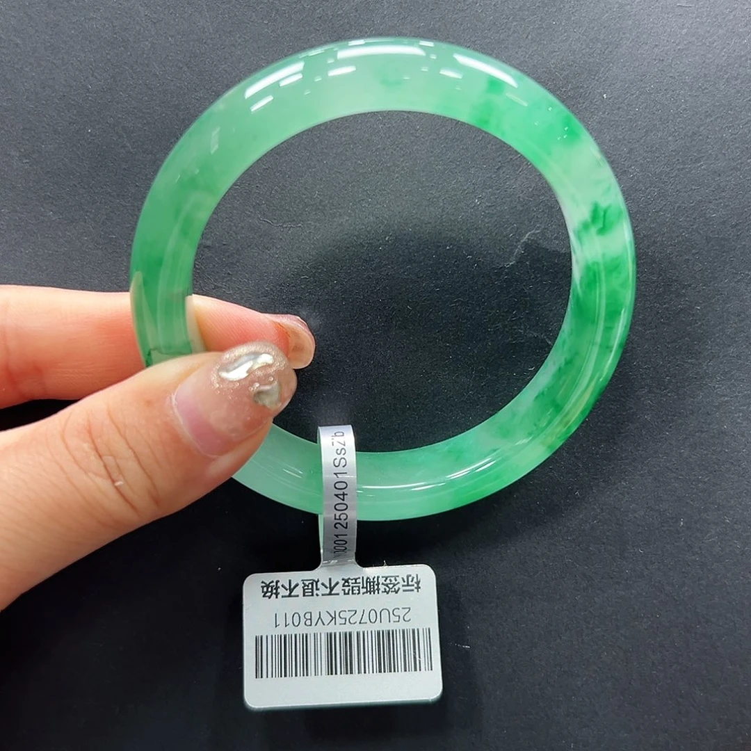 未镶嵌手镯石英质玉（非洲翠）唐唐56.5