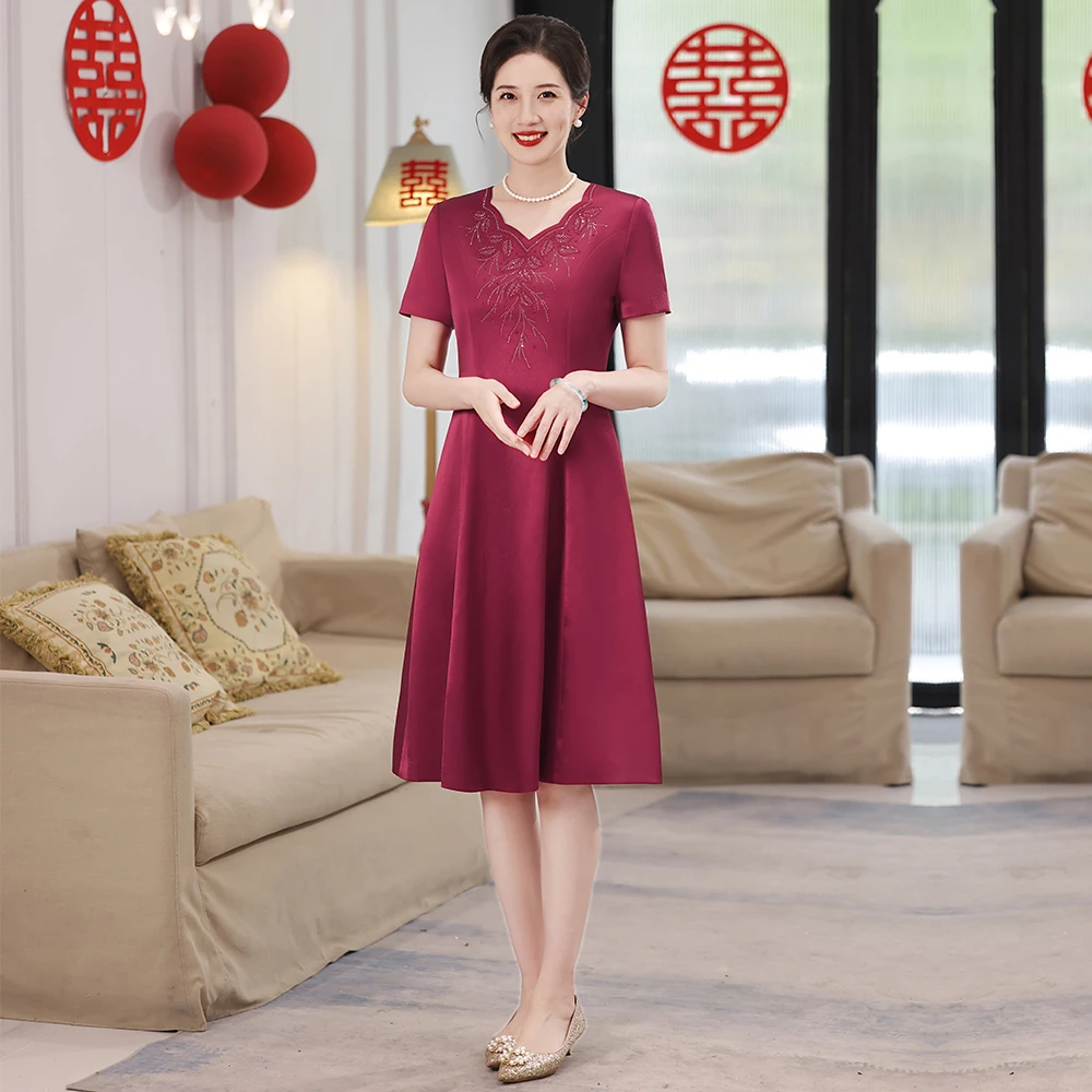显瘦大码喜婆婆礼服2025高端时尚气质喜妈妈宴会新中式连衣5404