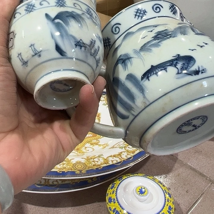 瓷片瑕。。。。。。。。。。。。。。。